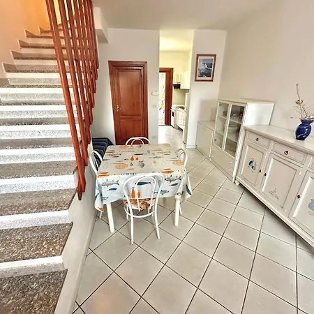 Casa Marmolada - *